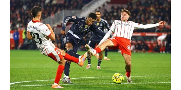 Verschillende dure Real Madrid-spelers zitten momenteel op de bank Verschillende dure Real Madrid-spelers zitten momenteel op de bank